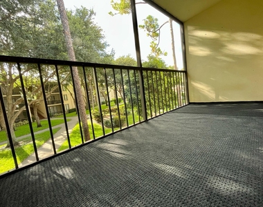 208 Foxtail Drive - Photo Thumbnail 9