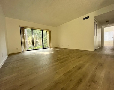 208 Foxtail Drive - Photo Thumbnail 16
