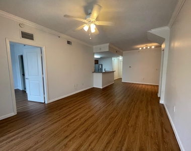 5920 W Sample Road - Photo Thumbnail 10