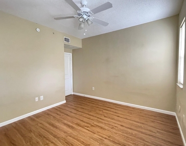 5920 W Sample Road - Photo Thumbnail 18