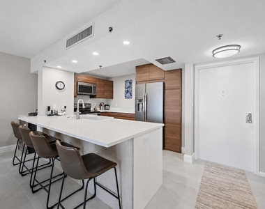 4750 S Ocean Boulevard - Photo Thumbnail 3