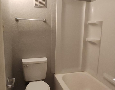 6721 Loma Vista Drive - Photo Thumbnail 31