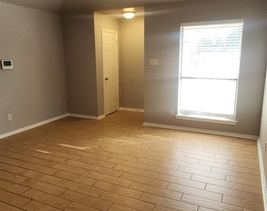 6721 Loma Vista Drive - Photo Thumbnail 5