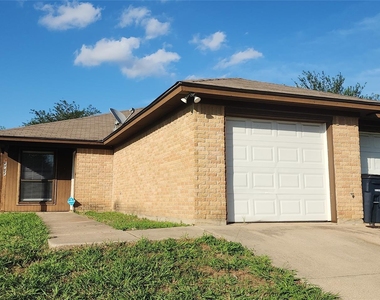6721 Loma Vista Drive - Photo Thumbnail 1