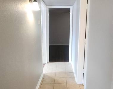 6721 Loma Vista Drive - Photo Thumbnail 15