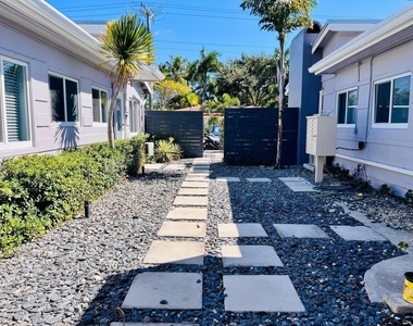 1215 Ne 17th Avenue - Photo Thumbnail 12