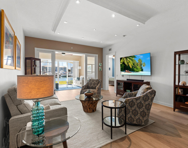 9 Harbour Isle Drive E - Photo Thumbnail 7