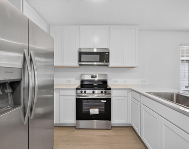 5330 Cinnamon Lane - Photo Thumbnail 7