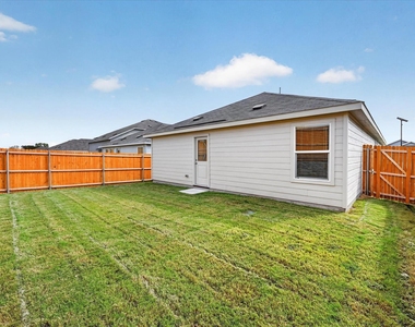 5330 Cinnamon Lane - Photo Thumbnail 24