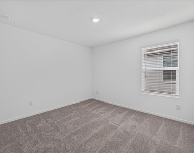 5330 Cinnamon Lane - Photo Thumbnail 13