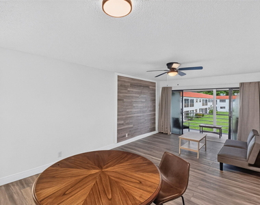 2121 W Woolbright Road - Photo Thumbnail 6