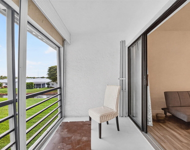 2121 W Woolbright Road - Photo Thumbnail 14