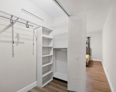 2121 W Woolbright Road - Photo Thumbnail 25