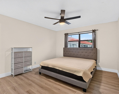 2121 W Woolbright Road - Photo Thumbnail 20