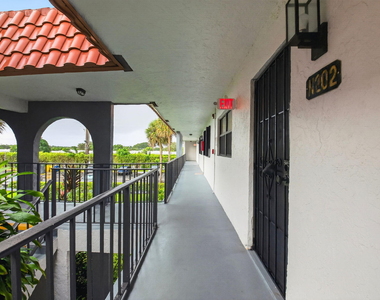 2121 W Woolbright Road - Photo Thumbnail 26