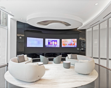 851 Ne 1st Avenue - Photo Thumbnail 24
