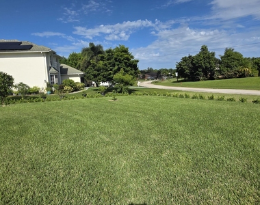 196 Sw Paar Drive - Photo Thumbnail 34