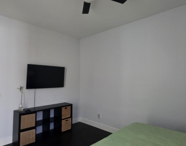 196 Sw Paar Drive - Photo Thumbnail 31