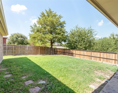 2105 Sumac Drive - Photo Thumbnail 29