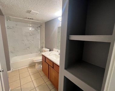6108 Abrams Road - Photo Thumbnail 6