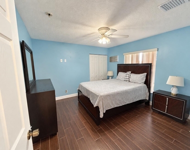 2562 Sw Mcdonald Street - Photo Thumbnail 11