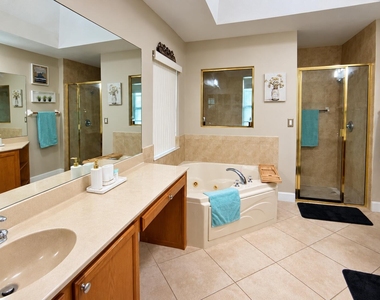 2562 Sw Mcdonald Street - Photo Thumbnail 7
