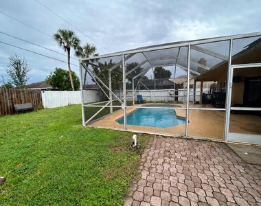 2562 Sw Mcdonald Street - Photo Thumbnail 17