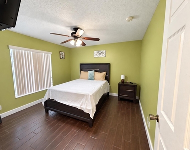 2562 Sw Mcdonald Street - Photo Thumbnail 10