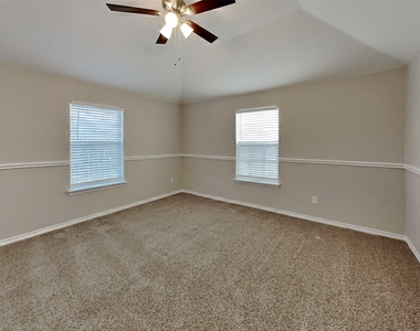 1621 Churchill Lane - Photo Thumbnail 20
