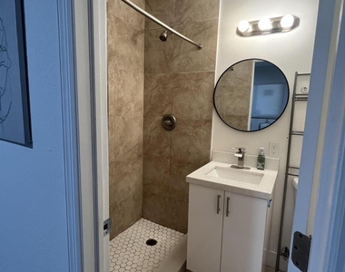 2300 Nw 6th Street - Photo Thumbnail 4