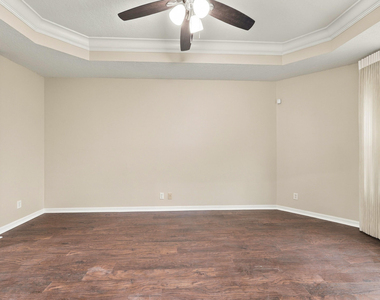9576 Taormina Street - Photo Thumbnail 24