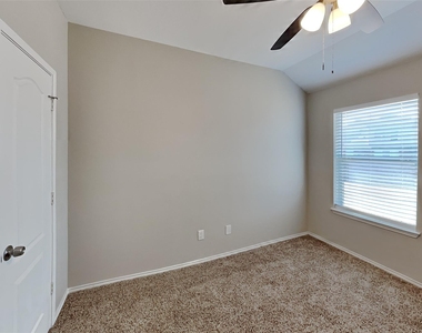 3916 Shiver Road - Photo Thumbnail 11