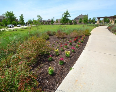 607 Ansley Way - Photo Thumbnail 26