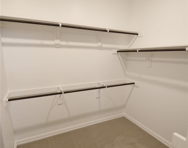 607 Ansley Way - Photo Thumbnail 13