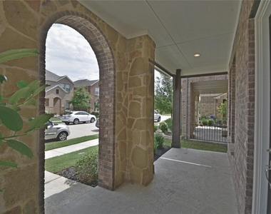 607 Ansley Way - Photo Thumbnail 2