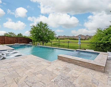 4431 Woodbine Lane - Photo Thumbnail 22