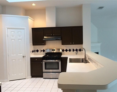 1224 Tanner Drive - Photo Thumbnail 10