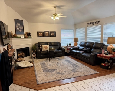 1224 Tanner Drive - Photo Thumbnail 11