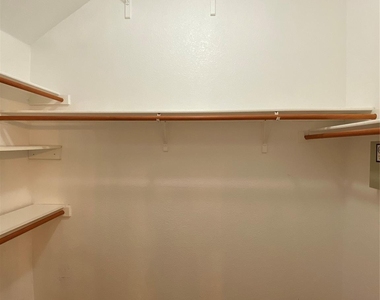 1224 Tanner Drive - Photo Thumbnail 18