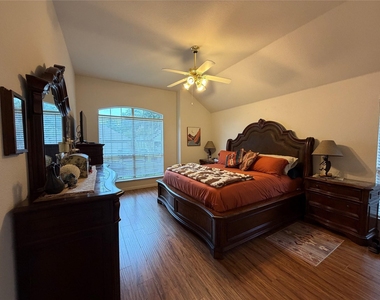 1224 Tanner Drive - Photo Thumbnail 12