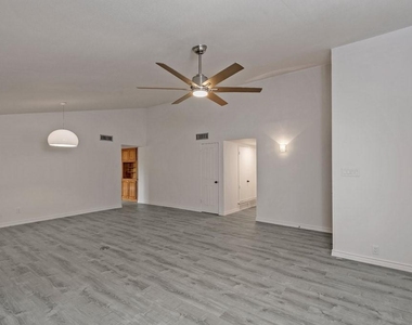 3134 High Plateau Drive - Photo Thumbnail 7