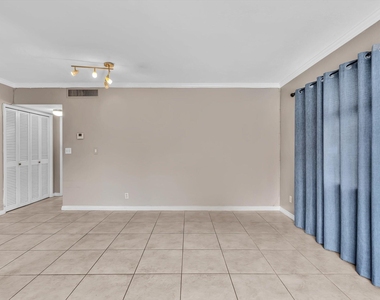 2190 Se 5th Street - Photo Thumbnail 5
