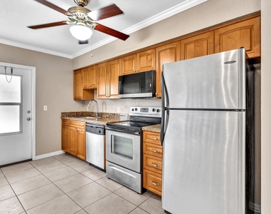 2190 Se 5th Street - Photo Thumbnail 11
