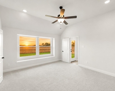 3829 Walnut Creek Drive - Photo Thumbnail 5