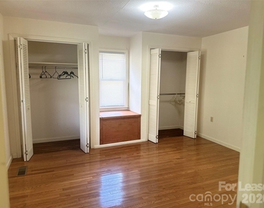 328 Bloody Fork Road - Photo Thumbnail 5