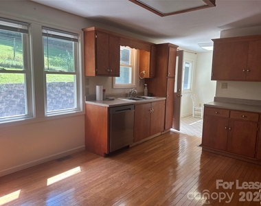 328 Bloody Fork Road - Photo Thumbnail 4