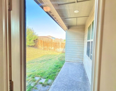 308 Curt Street - Photo Thumbnail 21