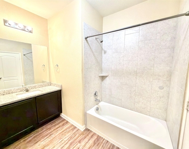 308 Curt Street - Photo Thumbnail 13