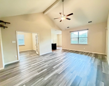 308 Curt Street - Photo Thumbnail 1