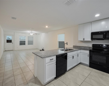 6021 Merryvale Lane - Photo Thumbnail 2